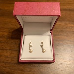 10k Gold Pearl Drop Earrings